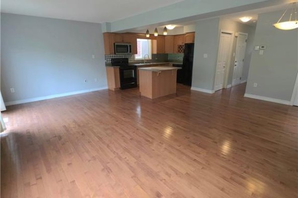 4pc Bathroom - 998 Mapleridge Street, London, ON N6H0A6 Photo 4