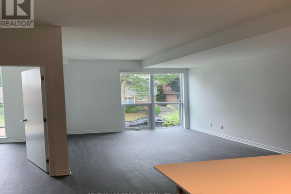 Kitchen - 9b Falaise Road, Toronto, ON M1E0C5 Photo 4