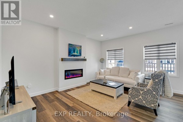 Living room - 9b Shores Lane, Fort Erie, ON L0S1B0 Photo 5