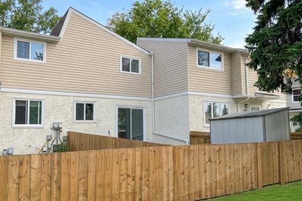 Bedroom 3 - 9g Clareview Vg Nw, Edmonton, AB T5A3P2 Photo 3