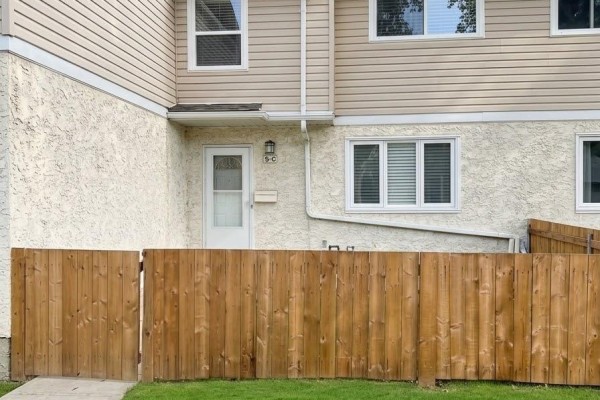 9g Clareview Vg Nw, Edmonton, AB T5A3P2 Photo 4