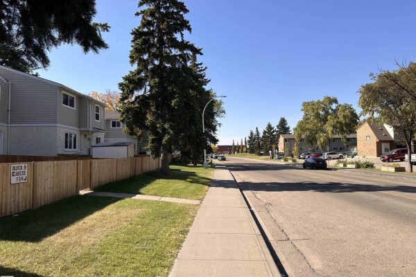 9g Clareview Vg Nw, Edmonton, AB T5A3P2 Photo 5