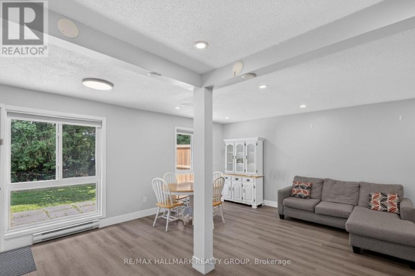 Bathroom - 9j - 2080 Ogilvie Road, Ottawa, ON K1J7N8 Photo 5