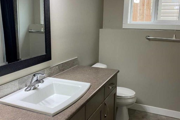 A(dn), 9429 88 Street, Grande Prairie, AB T8X0H2 Photo 5