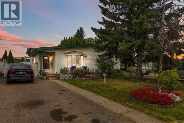 A, 10 Birch Road, Fort Mcmurray