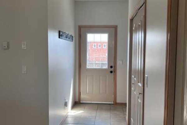 Primary Bedroom - A, 4813 49 Street W, Olds, AB T4H1E3 Photo 4