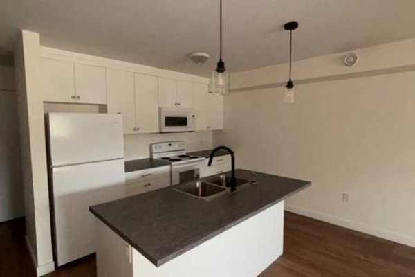 A, 6014 55 Street, Taber, AB T1G1K3 Photo 3