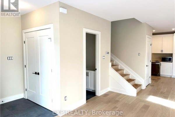Dining room - A + B - 25 O'meara Street, Ottawa, ON K1Y2S8 Photo 4