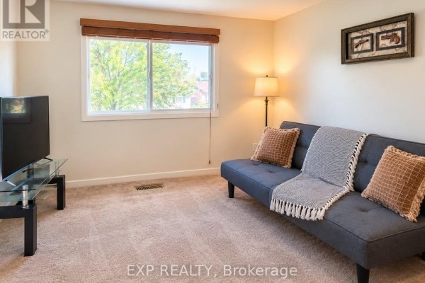 A - 117 Rands Road, Ajax, ON L1S3H7 Photo 4