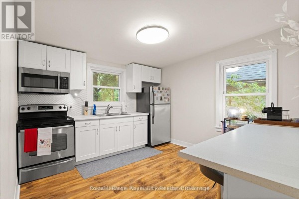 A - 12 Foster Avenue, Guelph, ON N1H3B3 Photo 2