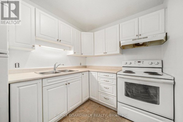 Bedroom - A - 136 Prescott Street, North Grenville, ON K0G1J0 Photo 4