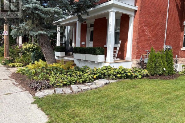 Living room - A - 149 Concord Street, Ottawa, ON K1S0Z3 Photo 2