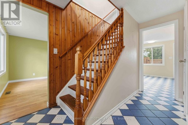 Partial bathroom - A - 1532 Beaverpond Drive, Ottawa, ON K1B3R9 Photo 4