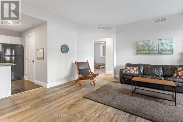 A - 163 Crestway Drive, Ottawa, ON K2G7C8 Photo 3