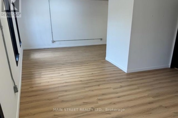 A - 184 Main Street S, Newmarket, ON, photo 3