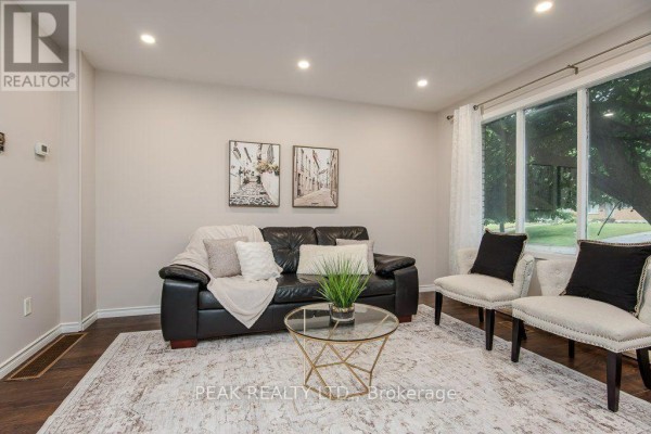 Bedroom 2 - A - 185 Cedarvale Crescent, Waterloo, ON N2L4T3 Photo 5