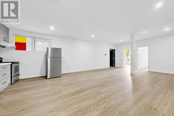 A - 20 King Street E, Oshawa, ON L1G4Y5 Photo 5