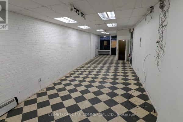 A - 213 Queen Street, Toronto, ON M5A1S2 Photo 3