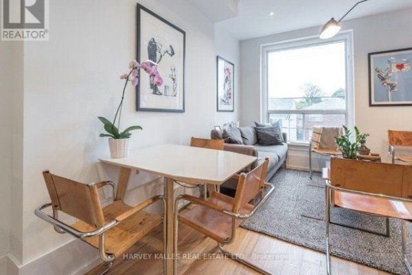 Primary Bedroom - A - 276 Ossington Avenue, Toronto, ON M6J3A3 Photo 4