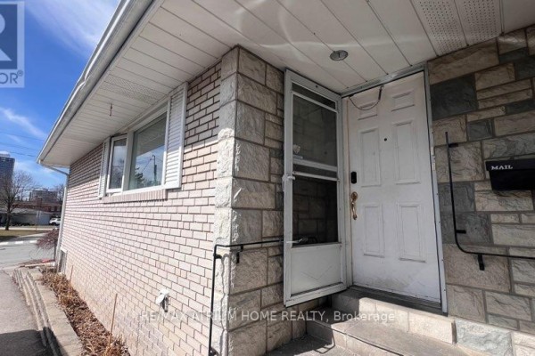 A 1 949 Willowdale Avenue, Toronto, ON M2M3C3 Photo 2