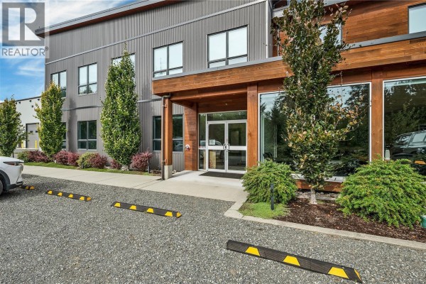 A 2218 Airport Rd, Campbell River, BC, photo 2