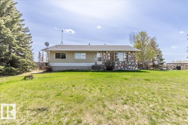 Dining room - A 23331 Twp Road 502, Rural Leduc County, AB T4X0R4 Photo 2