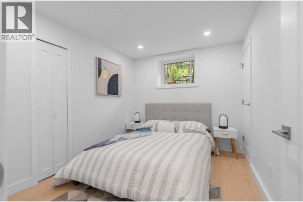 A 3672 W 1st Avenue, Vancouver, BC V6R1H2 Photo 4
