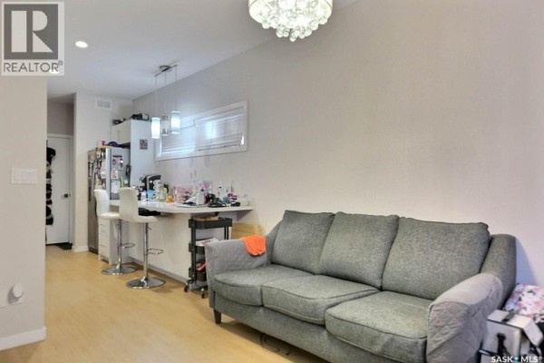 Laundry room - A 3901 James Hill Road, Regina, SK S0G4G0 Photo 4