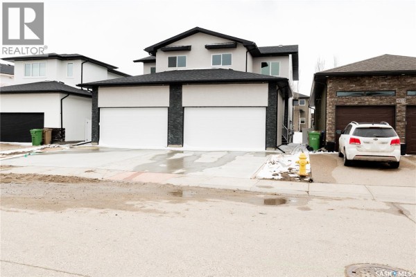 Living room - A 4513 Green Brooks Way E, Regina, SK S4V3K5 Photo 2