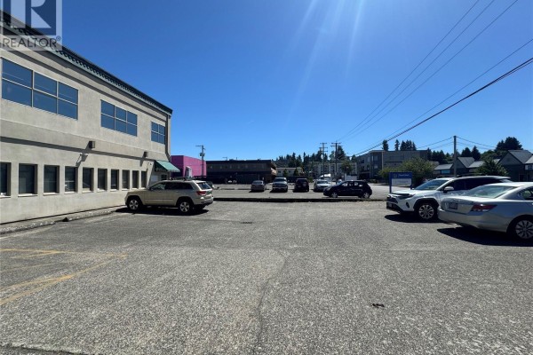 A 475 13th Ave, Campbell River, BC, photo 3