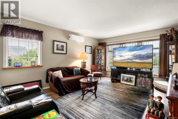 Bedroom - A 811 Park Pl, Courtenay, BC V9N8N1 Photo 4