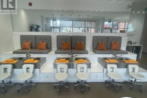 A/b - 80 Port Street E, Mississauga, ON L5G4V6 Photo 2