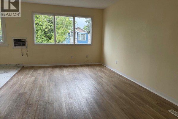 A/b 2123 Reynolds Street, Regina, SK, photo 3