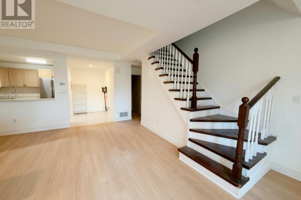 Bedroom 2 - A11 - 108 Finch Avenue W, Toronto, ON M2N6W6 Photo 4