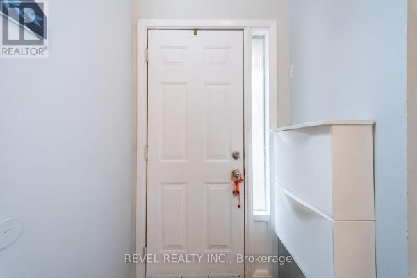 Kitchen - A3 - 63 Ferris Lane, Barrie, ON L4M5C4 Photo 3