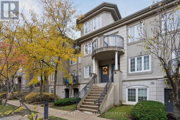 Dining room - A30 - 108 Finch Avenue W, Toronto, ON M2N6W6 Photo 2