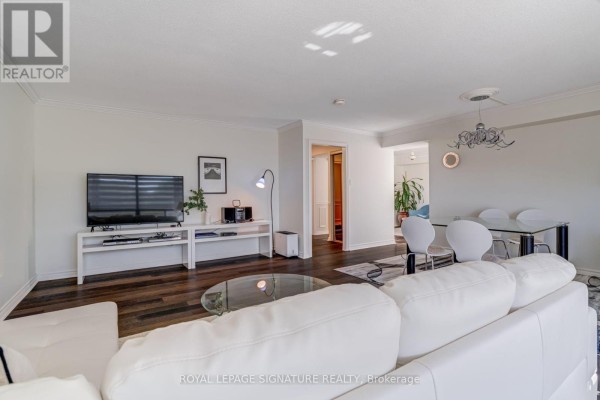 A39 - 300 Mill Road, Toronto, ON M9C4W7 Photo 5