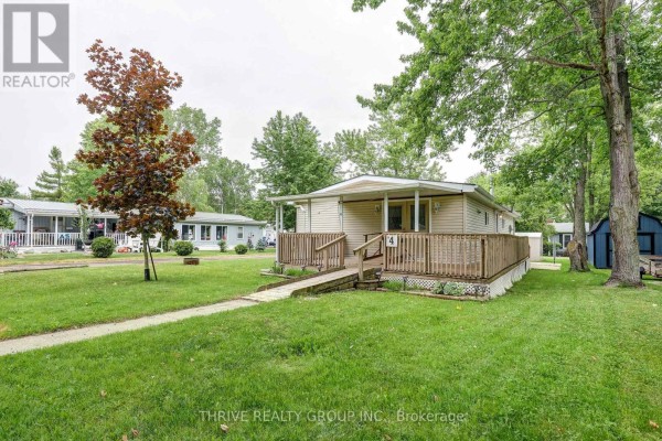Kitchen - A4 - 4838 Switzer Drive, Southwest Middlesex, ON N0L1A0 Photo 4