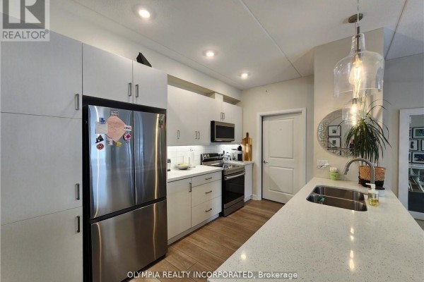 Kitchen - A403 - 5629 Swayze Drive, Niagara Falls, ON L2J0G6 Photo 5