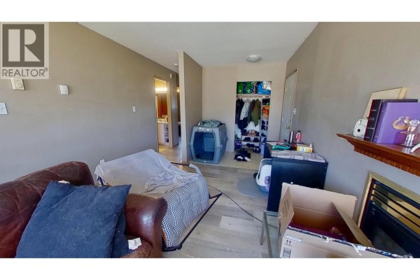 A&b 10115 90 Street, Fort St  John, BC V1J3G9 Photo 5