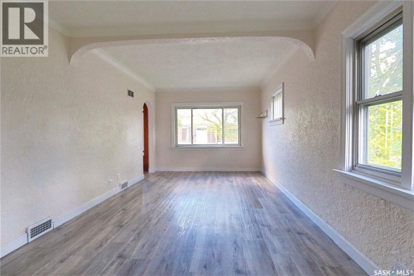 4pc Bathroom - A&b 1824 Winnipeg Street, Regina, SK S4P1G2 Photo 3