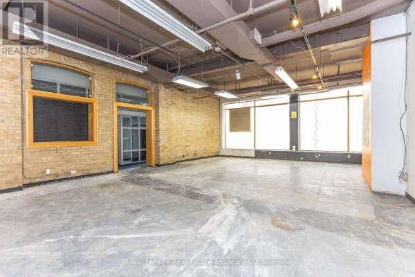Abu - 381 Richmond Street E, Toronto, ON M5A1P6 Photo 5