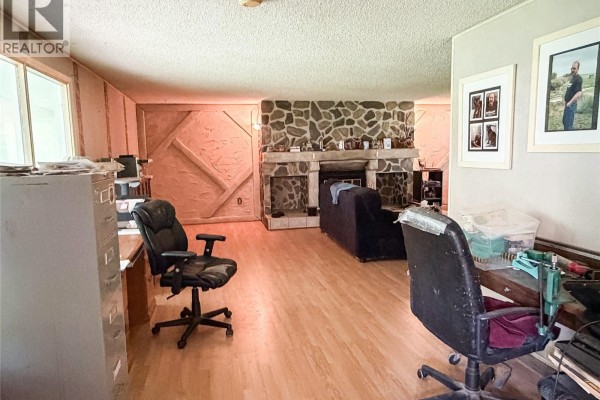 Bedroom - Airport Road Acreage, Meadow Lake Rm No 588, SK S9X1Y9 Photo 4