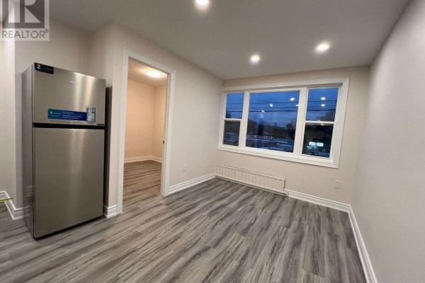 Kitchen - Apt 1 - 1324b Gerrard Street E, Toronto, ON M4L1Z1 Photo 3