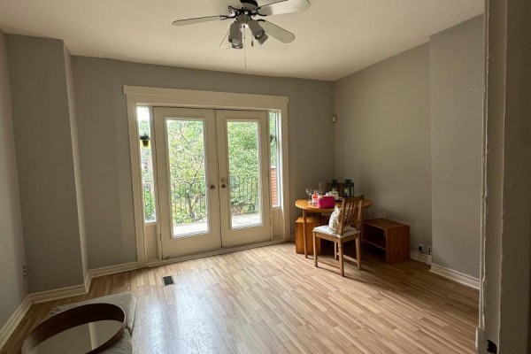 Apt A - 483 Manning Avenue, Toronto, ON M6G2V8 Photo 3