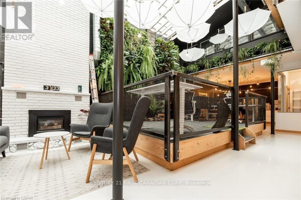 Atrium - 28 Princess Avenue, St  Thomas, ON, photo 3