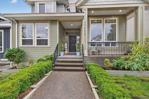 Avenue 17372 64a Avenue, Surrey, BC V3S2H8 Photo 4