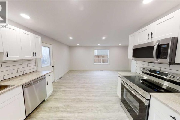 B, 10506 98a Street, Clairmont, AB T8X5G1 Photo 4