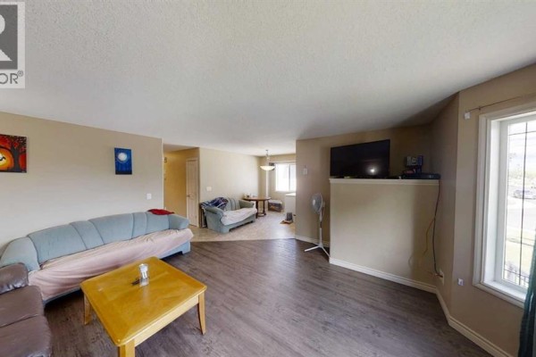 4pc Bathroom - B, 9334 Lakeland Drive, Grande Prairie, AB T8X1N5 Photo 4