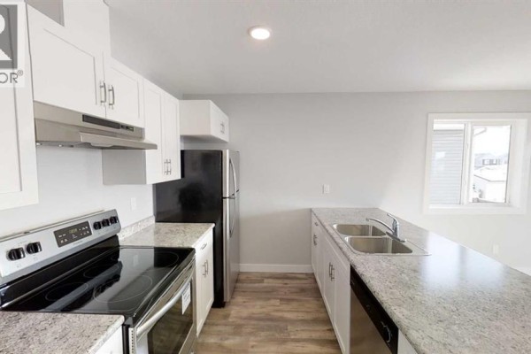 B, 9529 113 Avenue, Clairmont, AB, photo 3